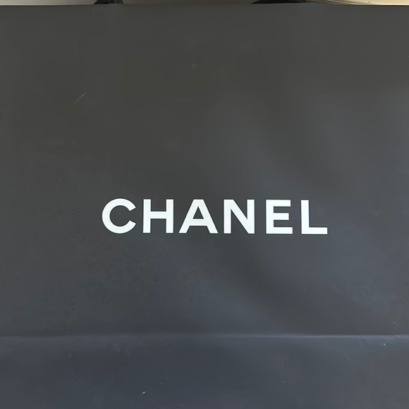 BRAND NEW CHANEL from Paris - Picture 14 of 15